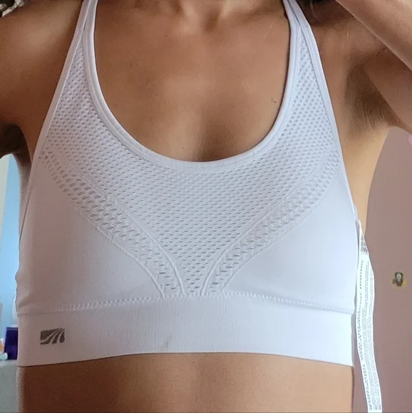 Sports bra - Picture 2 of 3